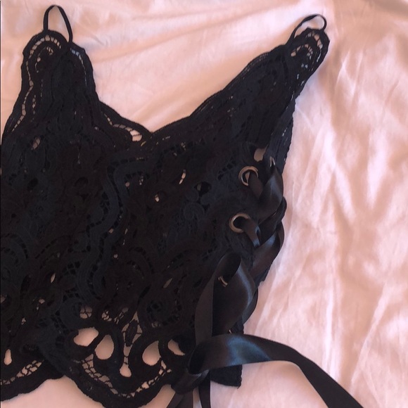 Top - Picture 2 of 4